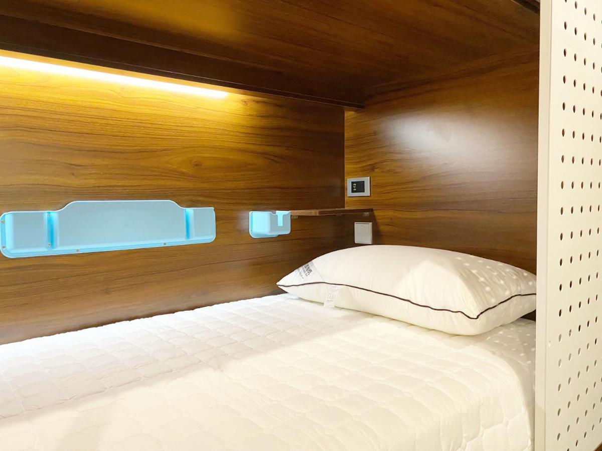 Taichung Muyi Ju Apartment Bagian luar foto