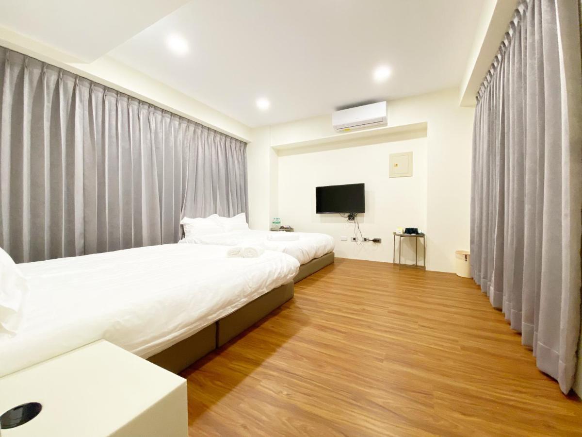 Taichung Muyi Ju Apartment Bagian luar foto