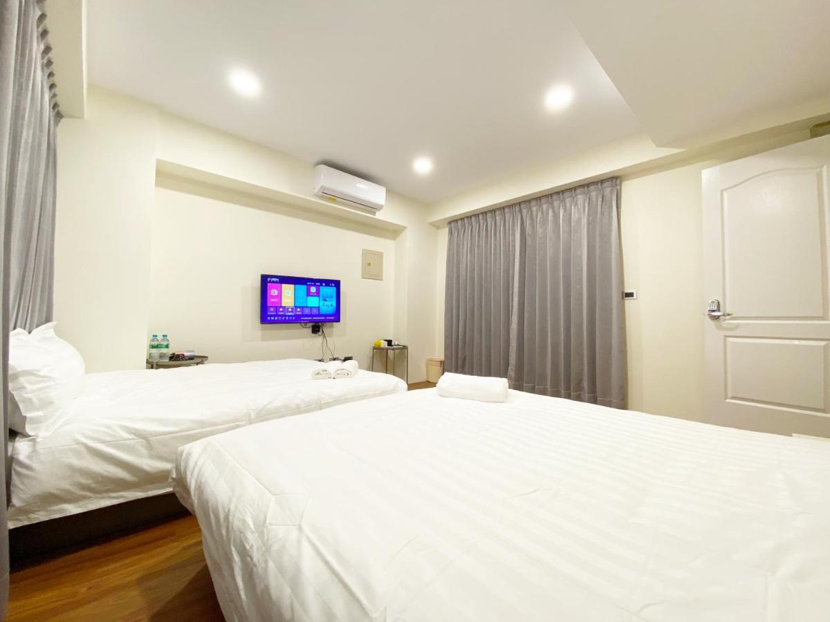 Taichung Muyi Ju Apartment Bagian luar foto